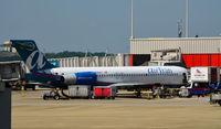 N980AT @ KATL - At the gate Atlanta - by Ronald Barker