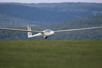 C-GFZD - Landing into the ridge at Harris Hill - by G. Howard