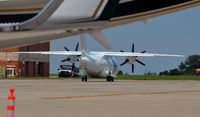 N28CG @ KLEX - Taxi Lexington - by Ronald Barker