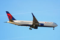 N1200K @ EGLL - Boeing 767-332ER [28457] (Delta Air Lines) Home~G 21/08/2014. On approach 27L.