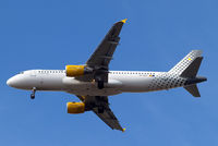 EC-MAX @ EGLL - Airbus A320-214 [4478] (Vueling Airlines) Home~G 22/08/2014. On approach 27R. - by Ray Barber