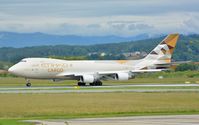 N476MC @ LOWG - B-747 with the new Etihad-Livery at Graz for the Red Bull Air Race in Rovinj 2015 - by Paul H