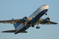OY-SRF @ LFBD - MAERSK take off runway 29 - by Jean Goubet-FRENCHSKY