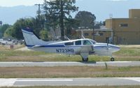 N723MB @ KRHV - A transient 1972 Beechcraft Baron E-55 (Irvine, CA) visiting Reid Hillview Airport, CA to drop off some passengers. - by Chris Leipelt