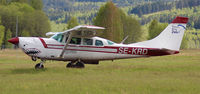 SE-KRD @ ESSD - Departing with jumpers. - by Krister Karlsmoen