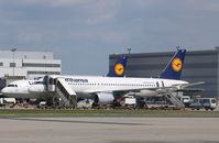 D-AIZD @ EDDF - Airbus A320