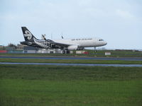 ZK-OXH @ NZAA - Touch down at AKL - by magnaman
