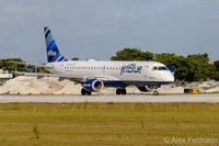 N337JB @ FLL - Ft. Lauderdale - by Alex Feldstein