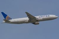 N78008 @ EDDF - Boeing 777-224 - by Jerzy Maciaszek