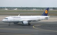 D-AIZV @ EDDF - Airbus A320