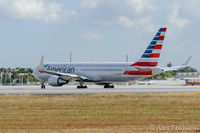 N345AN @ MIA - Miami International