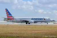 N800NN @ MIA - Miami International