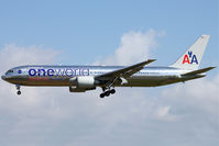 N395AN @ LEBL - Landing - by micka2b