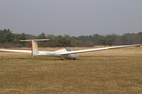 F-CHAM @ LFPU - Glider ASK-21 F-CHAM at Moret-Episy airfield. - by José Sanchez