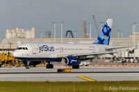 N638JB @ FLL - Ft. Lauderdale - by Alex Feldstein