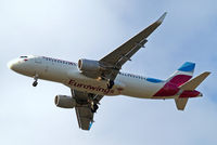 D-AIZS @ EGLL - Airbus A320-214(SL) [5557] (Eurowings) Home~G 26/05/2015. On approach 27R - by Ray Barber