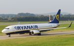 EI-EMB @ EGPH - Ryanair B737NG Taxiing to runway 06