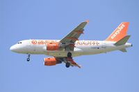 G-EZDT @ LFPG - Airbus A319-111, Short approach rwy 27R, Roissy Charles De Gaulle Airport (LFPG-CDG) - by Yves-Q