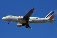 F-GKXY @ LLBG - Fly in from Paris, France, landing on runway 30. - by ikeharel