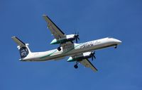 N452QX @ KSEA - DHC-8-402