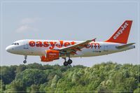 G-EZBE @ ELLX - Airbus A319-111 - by Jerzy Maciaszek