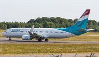 LX-LBA @ ELLX - Boeing 737-8C9 - by Jerzy Maciaszek