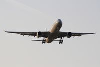 B-5906 @ LOWW - LOWW RWY29