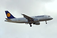 D-AILX @ EGLL - Airbus A319-114 [0860] (Lufthansa) Home~G 07/05/2015. On approach 27L.