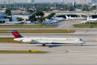 N921DL @ FLL - Ft. Lauderdale - by Alex Feldstein