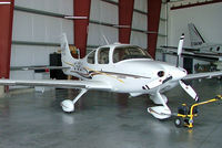 C-GPLY @ CYKF - Cirrus Design SR-22G2 [0853] Kitchener-Waterloo Regional~C 24/06/2005 - by Ray Barber