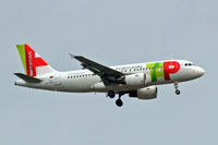 CS-TTO @ EGLL - Airbus A319-111 [1127] (TAP Portugal) Home~G 01/06/2015. On approach 27L.