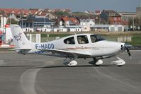 F-HADD @ LFAT - Cirrus SR20 G2 - by Philippe L.