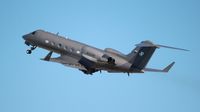 N352BH @ PBI - Gulfstream IV