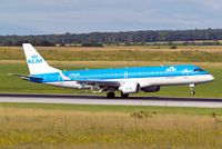 PH-EZC @ LOWW - Embraer Emb-195-100LR [19000250] (KLM cityhopper) Vienna-Schwechat~OE 13/07/2009