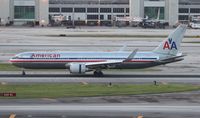 N395AN @ MIA - American - by Florida Metal