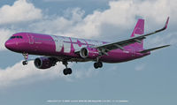 TF-MOM @ BWI - On final to 33L.