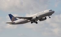 N412UA @ FLL - United A320