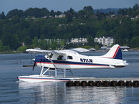 N715JR @ RNT - N715JR leaving RNT. - by Eric Olsen