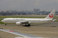 JA623J @ RJTT - At Haneda - by Micha Lueck