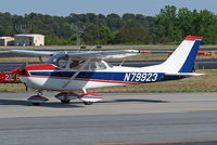 N79923 @ KPDK - Cessna 172K Skyhawk [172-58251] Atlanta-Dekalb Peachtree~N 18/04/2010 - by Ray Barber