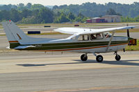 N738JF @ KPDK - Cessna 172N Skyhawk [172-70008] Atlanta-Dekalb Peachtree~N 22/04/2010 - by Ray Barber