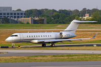 N376G @ KPDK - Bombardier BD-700-1A11 Global 5000 [9164] Peachtree~N 21/04/2010