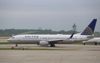 N33264 @ KORD - Boeing 737-800