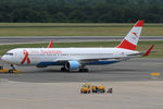 OE-LAY @ VIE - Austrian Airlines