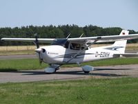 D-EDXH @ EDAH - taxi to parking - by Volker Leissing