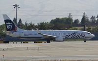 N562AS @ KSJC - Alaska Airlines 2006 Boeing 737-800 getting ready to depart IFR to Seattle Tacoma International Airport at San Jose International Airport, CA. - by Chris Leipelt