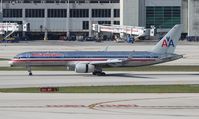 N638AA @ MIA - American - by Florida Metal
