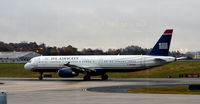 N568UW @ KCLT - Taxi CLT - by Ronald Barker