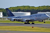 B-18206 @ RJAA - At Narita - by Micha Lueck