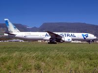 F-OREU @ FMEE - Back-track rwy12 - by Payet Mickael